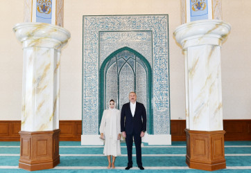President Ilham Aliyev and First Lady Mehriban Aliyeva attend opening of Juma Mosque in Narimanov district
