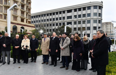 Prezident İlham Əliyev Bakıda görkəmli bəstəkar Tofiq Quliyevin abidəsinin açılışında iştirak edib