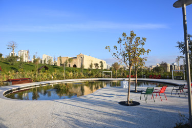 Prezident İlham Əliyev Bakıda Mərkəzi Parkın üçüncü hissəsinin açılışında iştirak edib