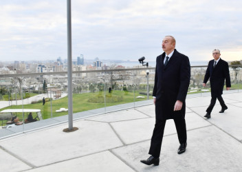 Prezident İlham Əliyev Bakıda Mərkəzi Parkın ikinci hissəsinin açılışında iştirak edib