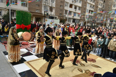 Paytaxtın Abad məhəllələrində Novruz şənlikləri keçirilir