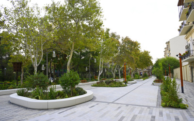 President Ilham Aliyev visited "Khagani" Garden and surrounding areas after improvements and renovations